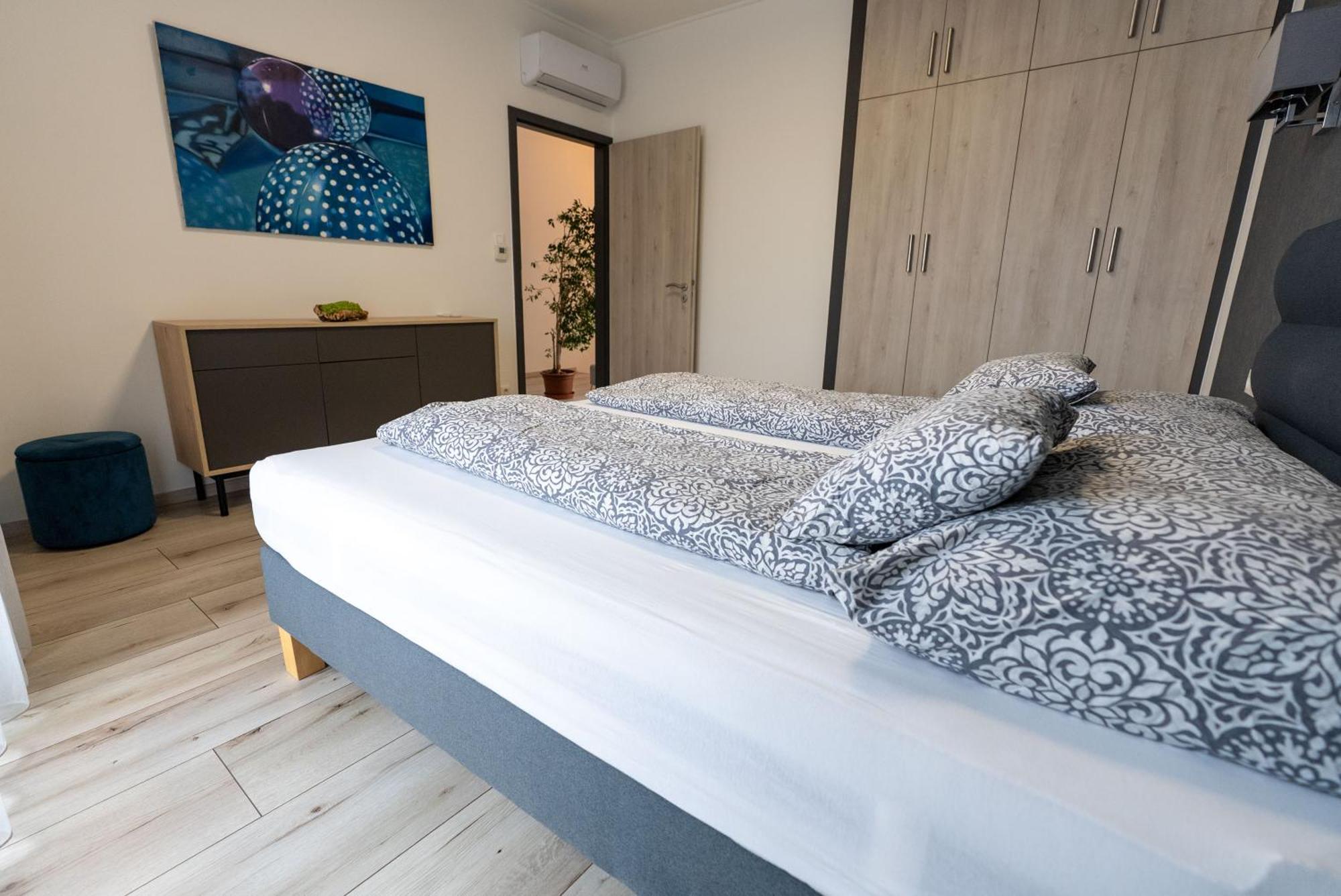 Jokai Apartman Dunafoldvar Eksteriør billede